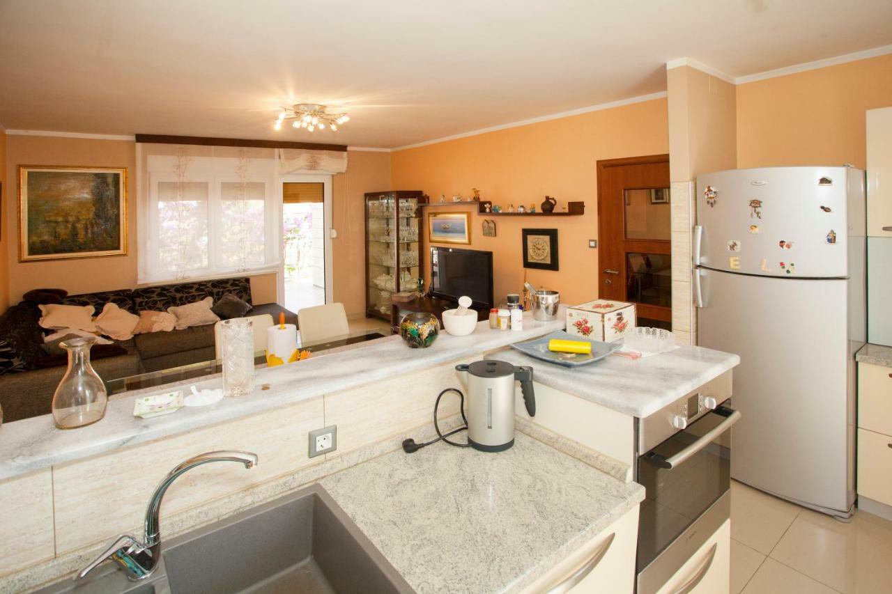 Apartment Dolores Сплит Екстериор снимка