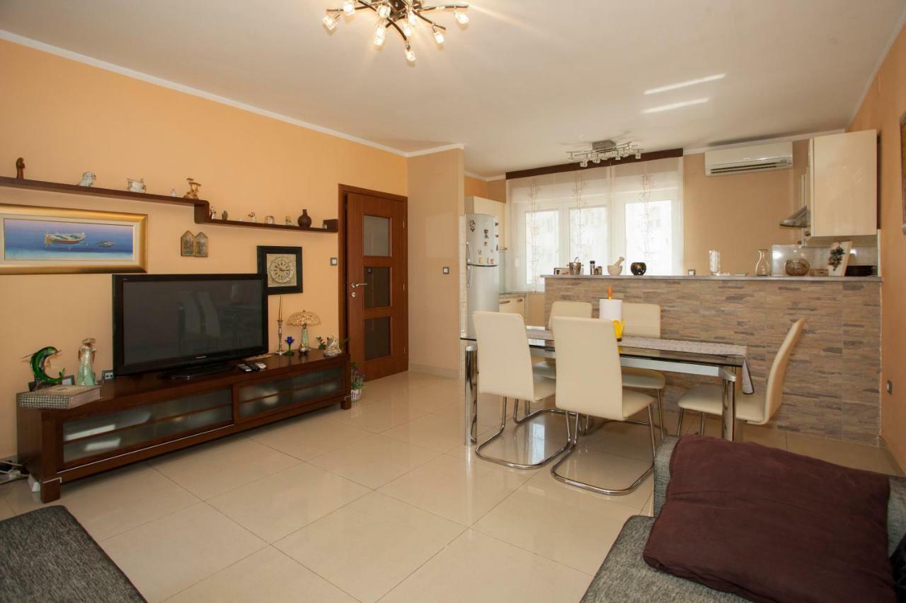 Apartment Dolores Сплит Екстериор снимка