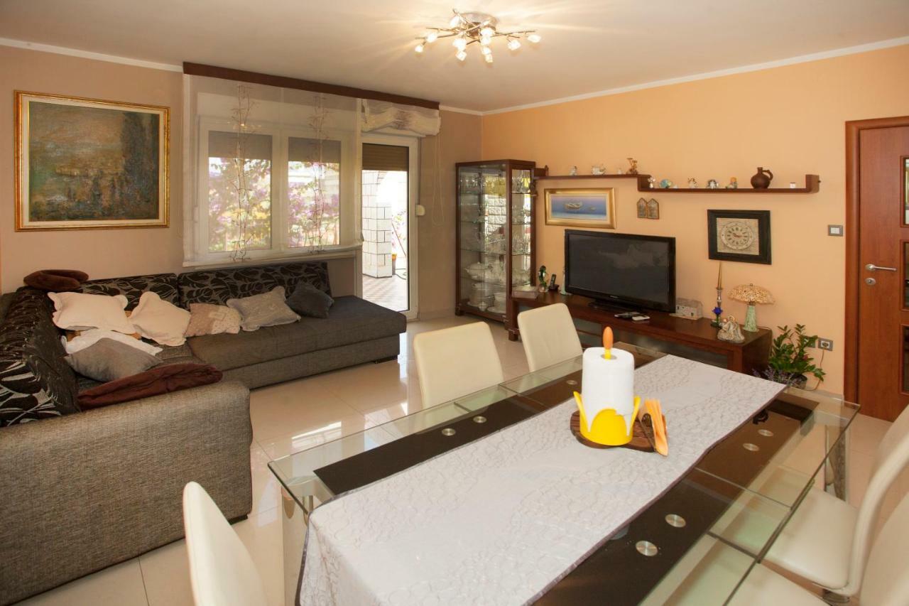 Apartment Dolores Сплит Екстериор снимка
