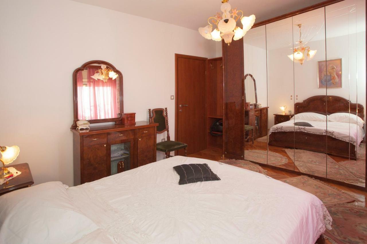 Apartment Dolores Сплит Екстериор снимка