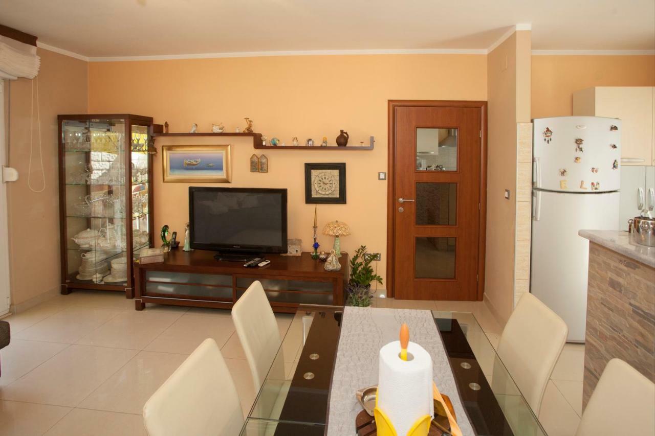 Apartment Dolores Сплит Екстериор снимка